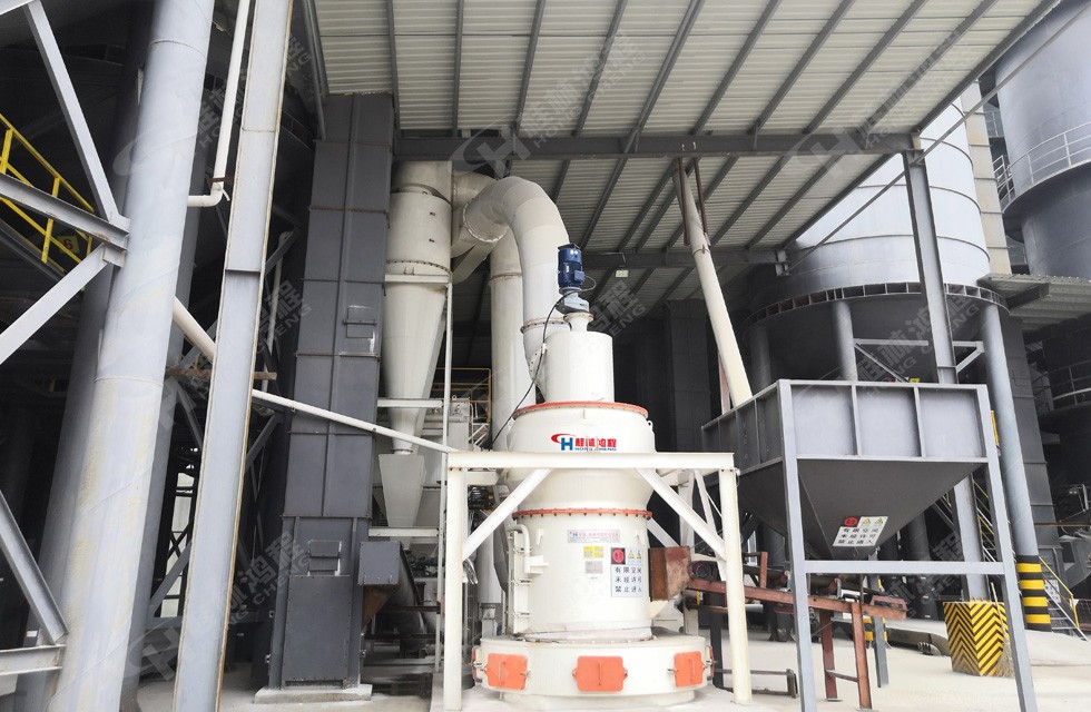 桂林鸿程全新升级膨润土磨粉机