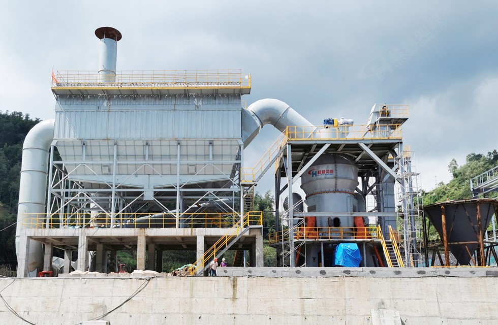 桂林鸿程矿渣生产线HLM2800立式磨粉机年产40万吨