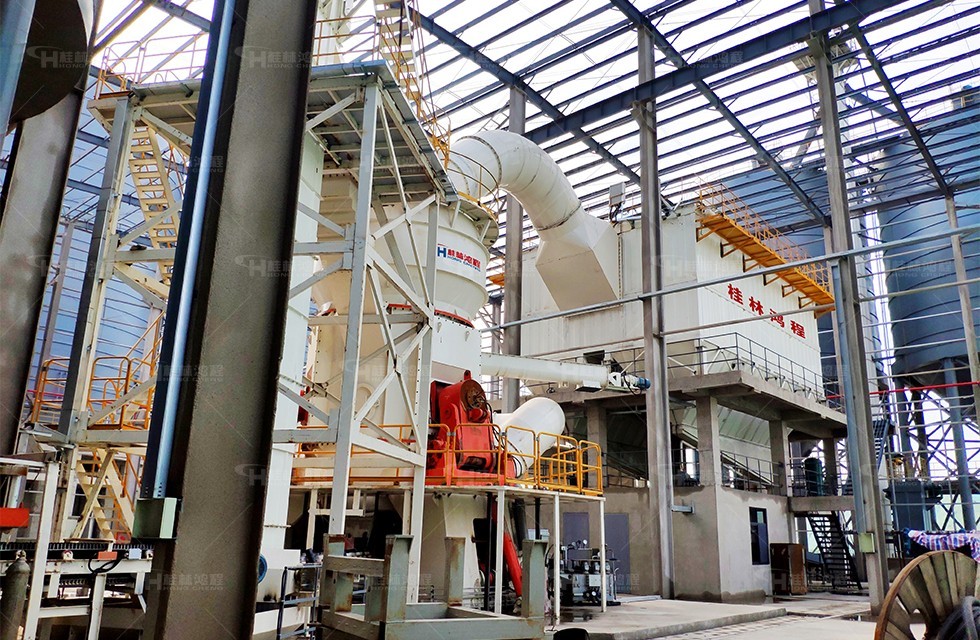 大型石灰石磨粉机HLM2800立式磨生产线